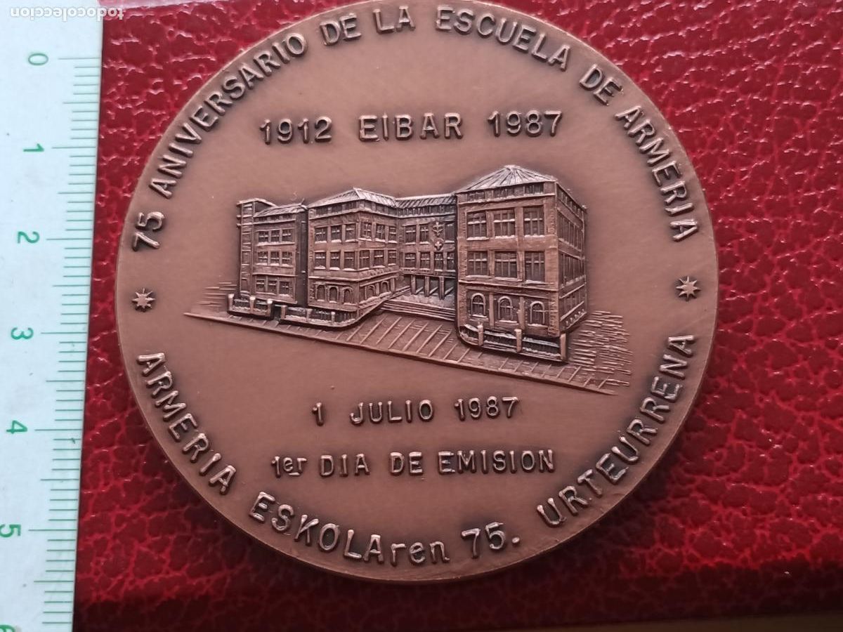 Medallas tem&aacute;ticas: Eibar. Medalla 1987 Escuela de Armentia. Asociaci&oacute;n filat&eacute;lica Arrate, Eibar