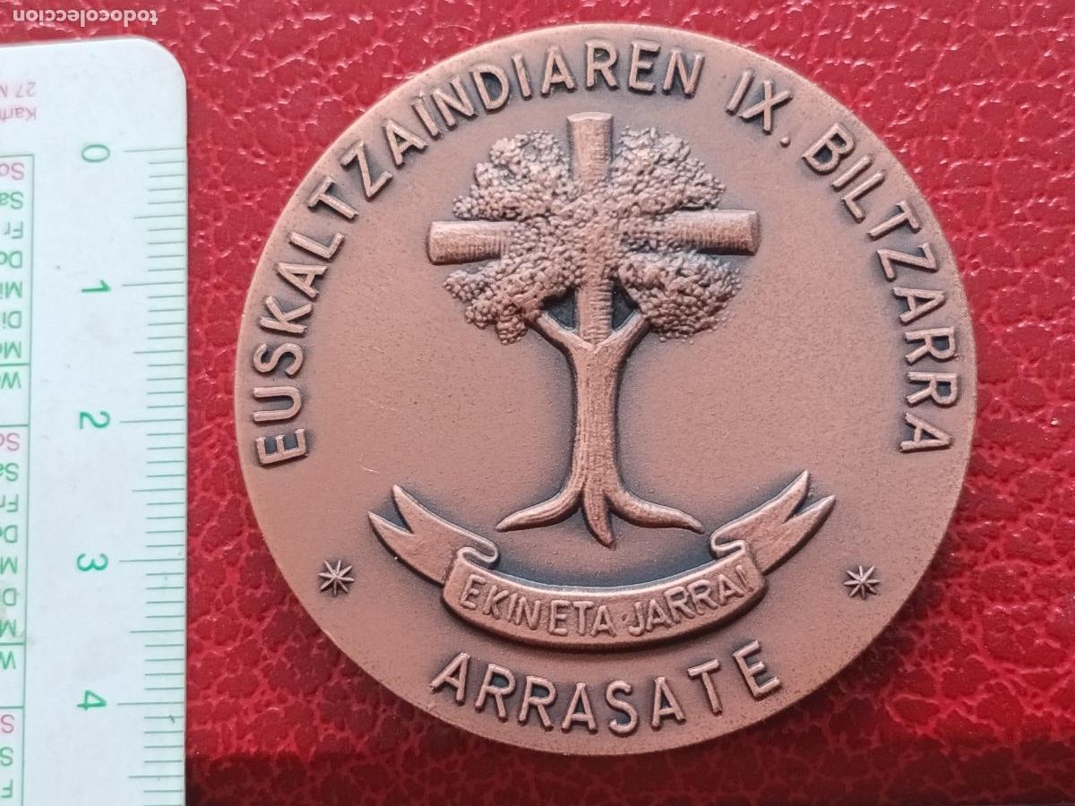 Medallas tem&aacute;ticas: Medalla 9&ordf; asamblea de Euskaltzaindia. Arrasate, Guip&uacute;zcoa, Pa&iacute;s Vasco 1979