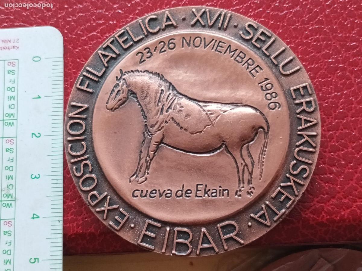 Medallas tem&aacute;ticas: EIBAR 1986 MEDALLA CONMEMORATIVA CUEVA DE EKAIN CABALLO ASOCIACION FILATELICA ARRATE XVII EXPOSICION