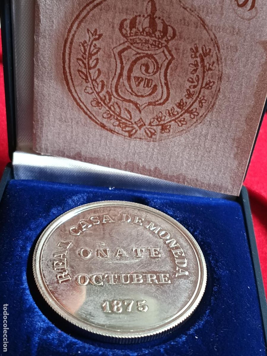 Medallas tem&aacute;ticas: Reacu&ntilde;aci&oacute;n en plata contrastada de 900, duro carlista de O&ntilde;ate 1875 Real Casa de Moneda