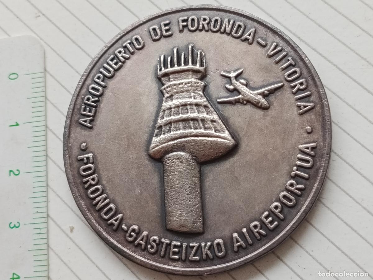 Medallas tem&aacute;ticas: Medalla de plata contrastada. Aeropuerto de Foronda, Vitoria, Alava. Exposici&oacute;n Filat&eacute;lica 1984