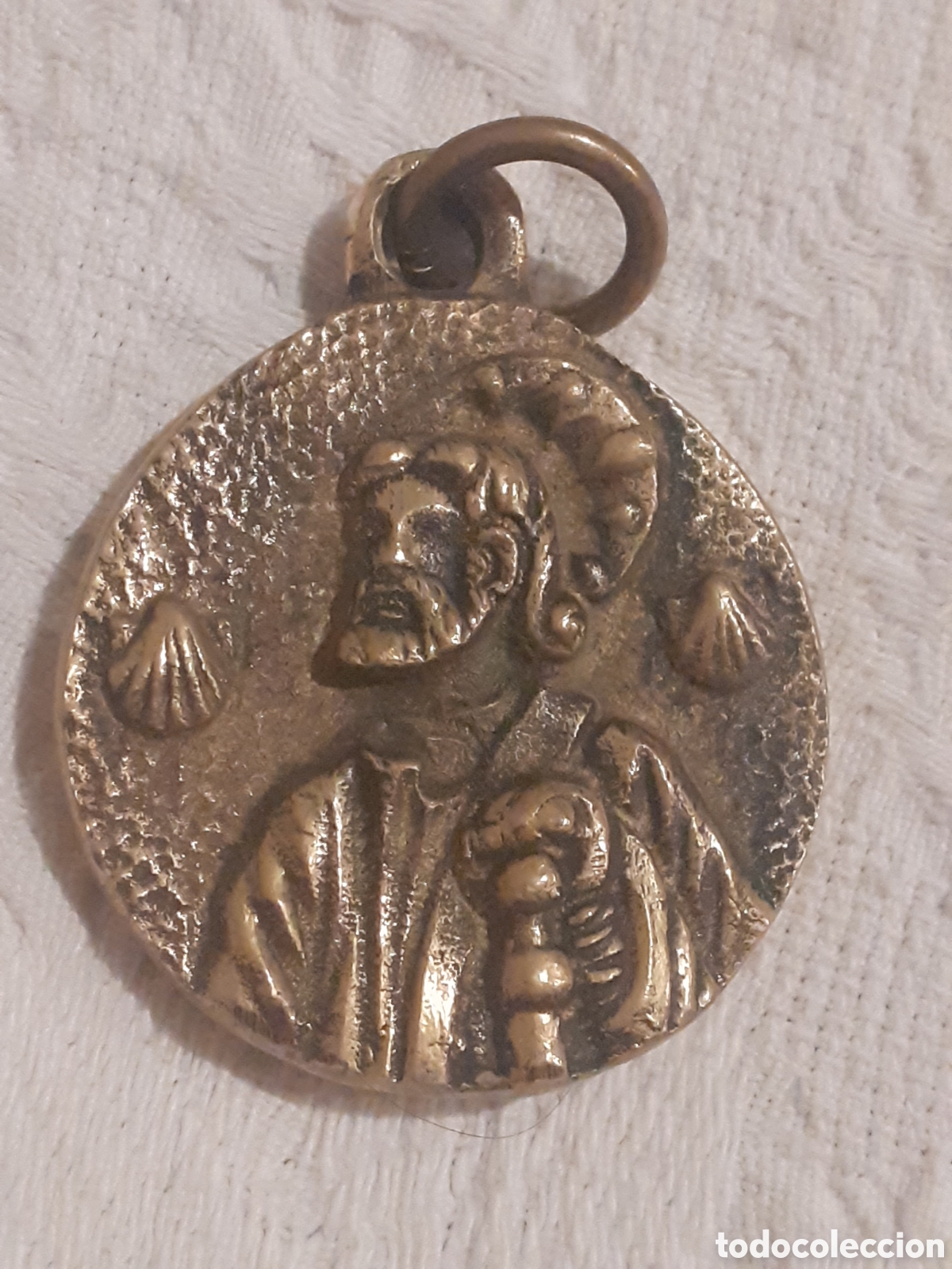 Medallas tem&aacute;ticas: GRAN MEDALLA A&Ntilde;O SANTO COMPOSTELANO 1965. BRONCE. 4,3 CM DIAMETRO. MUY GRUESA.