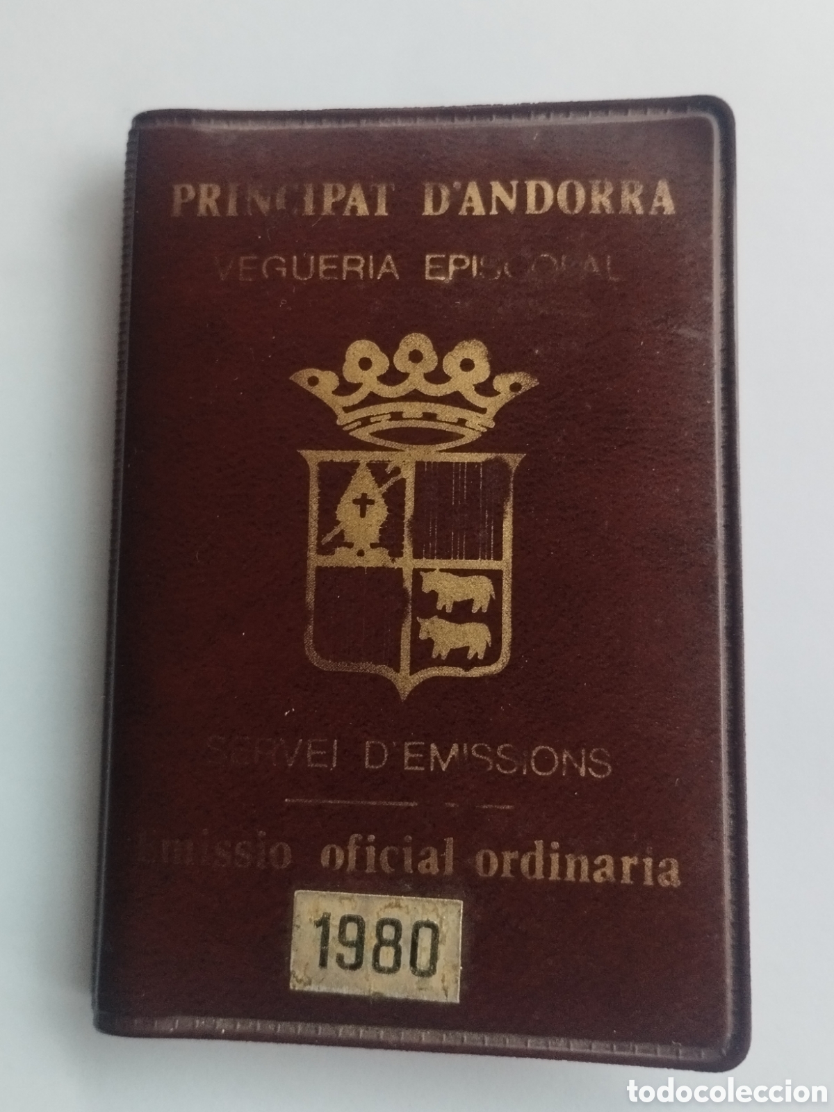 Medallas tem&aacute;ticas: CARTERA CON DOS MEDALLAS DE PLATA PRINCIPAT DE ANDORRA VEGUERIA EPISCOPAL 1980