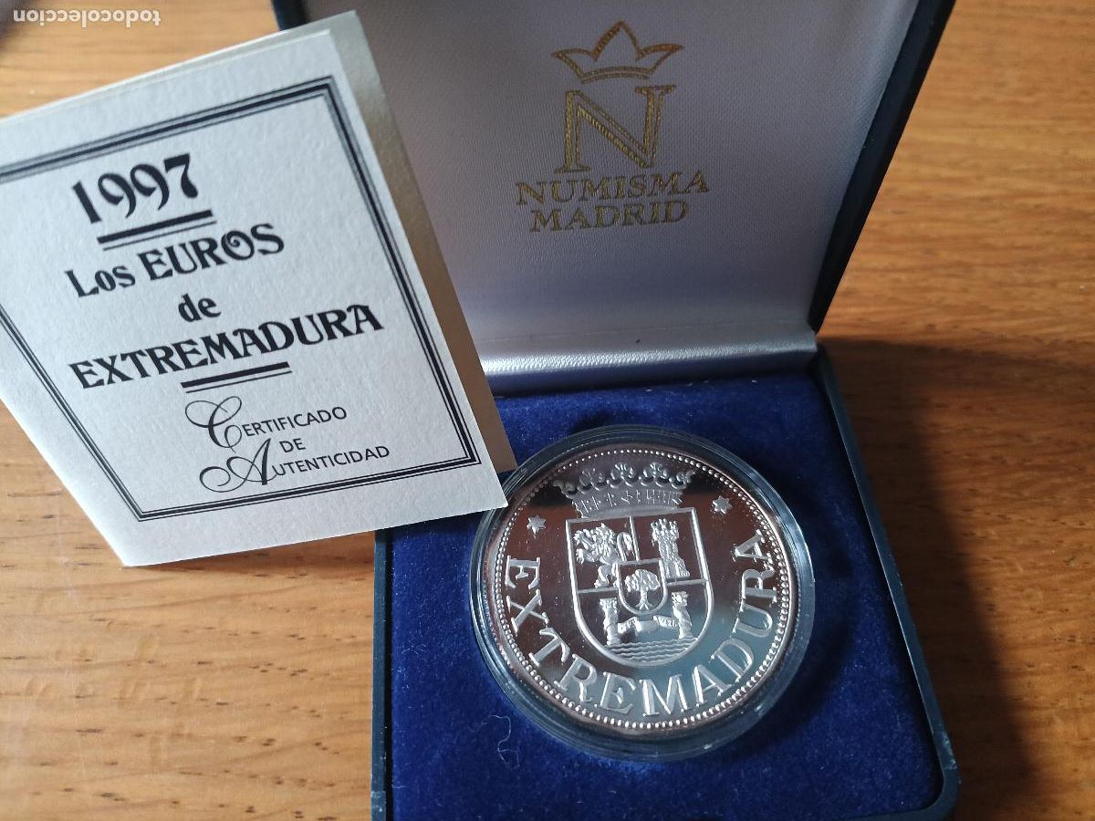 Medallas tem&aacute;ticas: Onza de plata pura. 30 euros de Extremadura