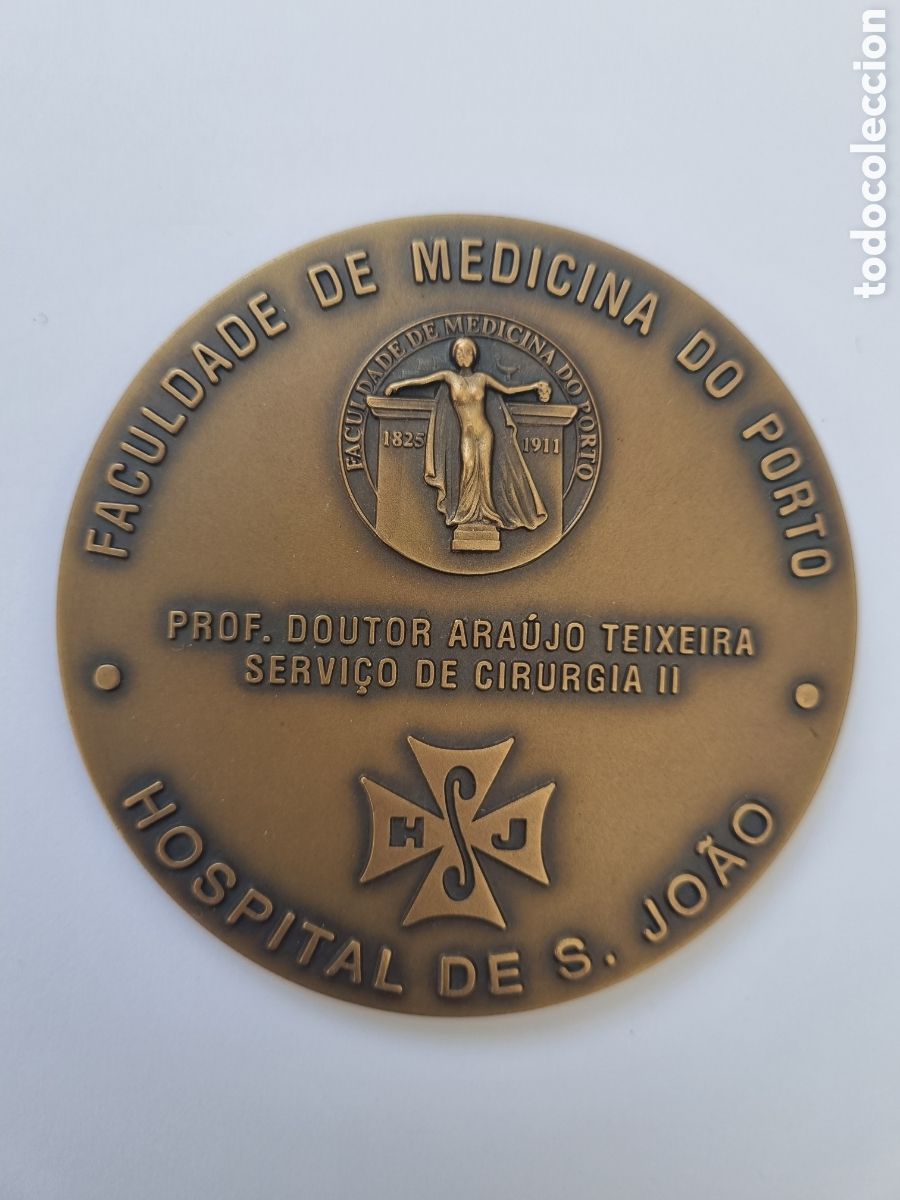 Medallas tem&aacute;ticas: Medalla facultade medicina do Porto digestica 1977-2001