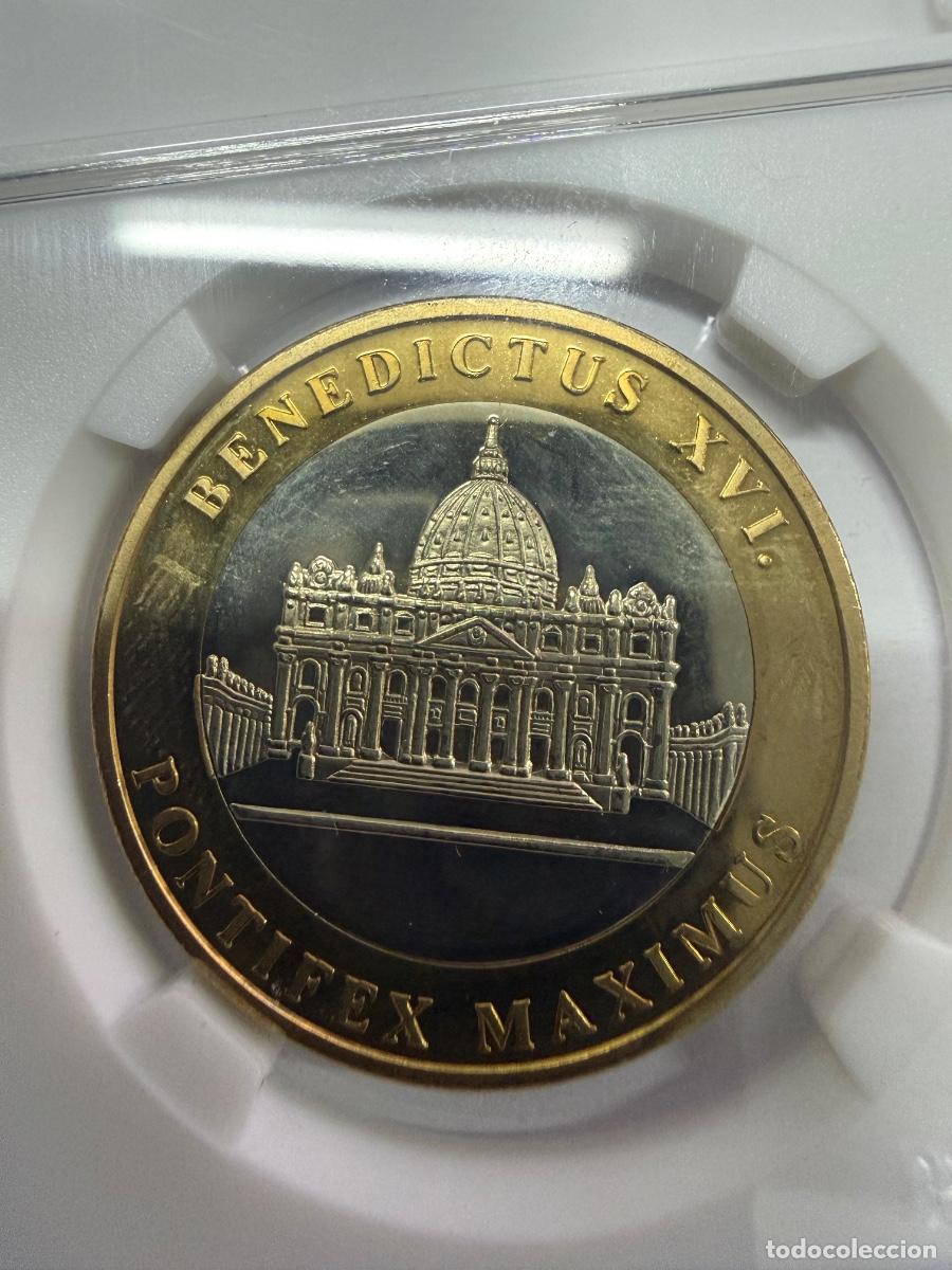 Medaglie tematiche: MEDALLA CONMEMORATIVA BENEDICTUS XVI &mdash; PIEZA DE COLECCI&Oacute;N CON FUERTE CARGA HIST&Oacute;RICA Y ESPIRITUAL