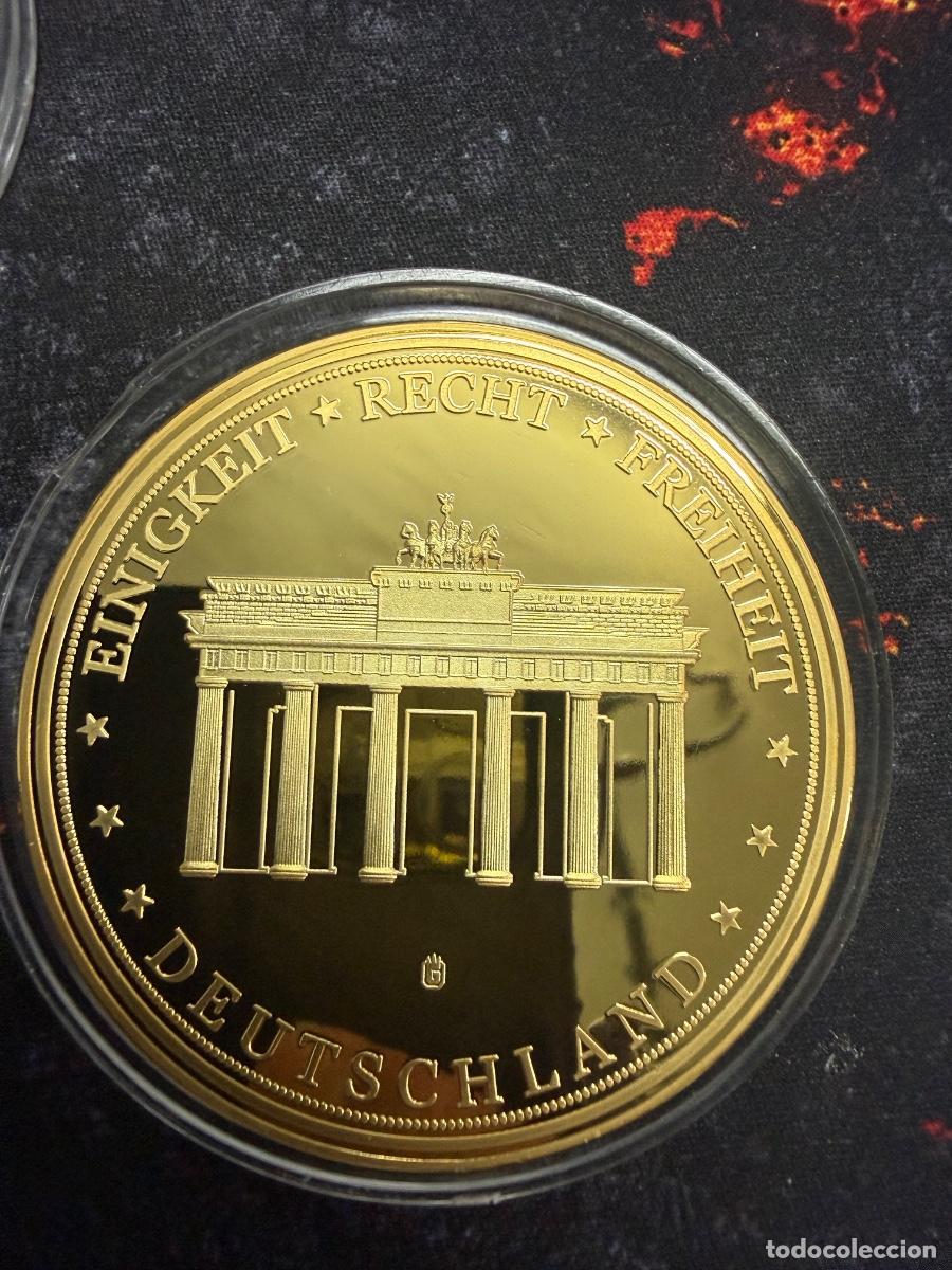 Medaglie tematiche: MEDALLA CONMEMORATIVA ALEMANIA &ndash; NEUSCHWANSTEIN & PUERTA DE BRANDENBURGO | PODER, HISTORIA Y BELLEZ