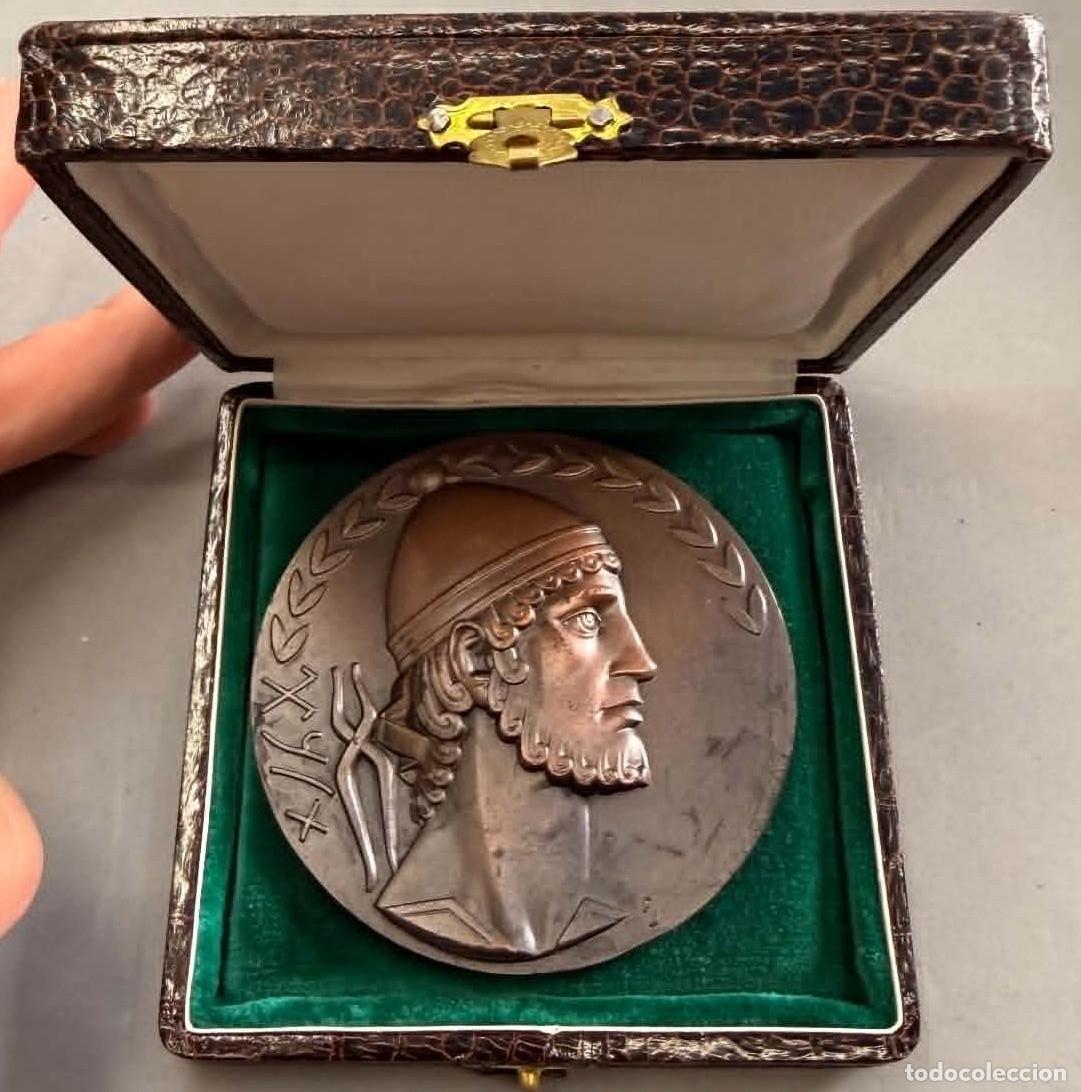 Medallas tem&aacute;ticas: MEDALLA + ESTUCHE. CAJA DE AHORROS PROVINCIAL DE MALAGA XXV ANIVERSARIO MEDALLA-1964