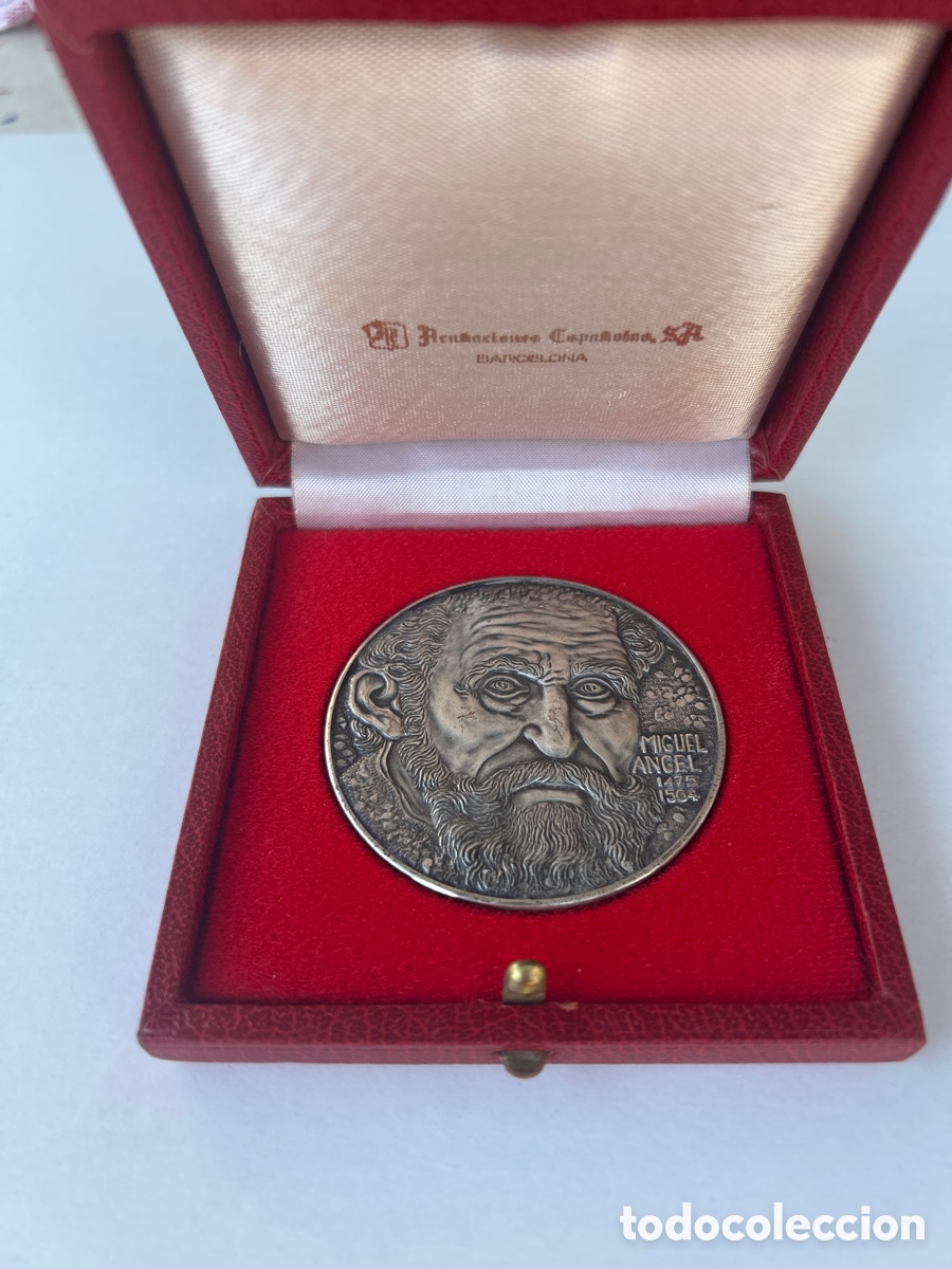 Medallas tem&aacute;ticas: Medalla de plata con su estuche original