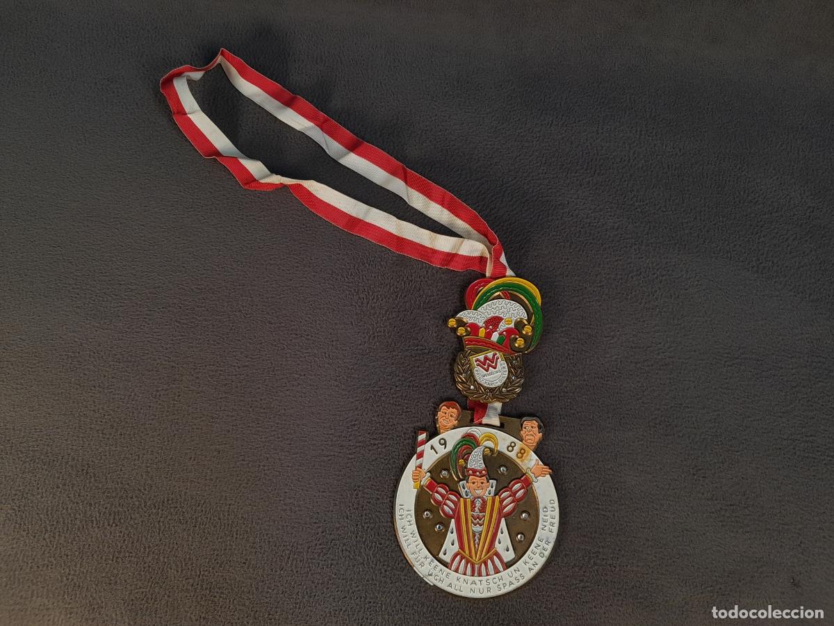 Thematische Medaillen: M-2243. MEDALLA CONMEMORATIVA DE CARNAVAL. A&Ntilde;O 1988.