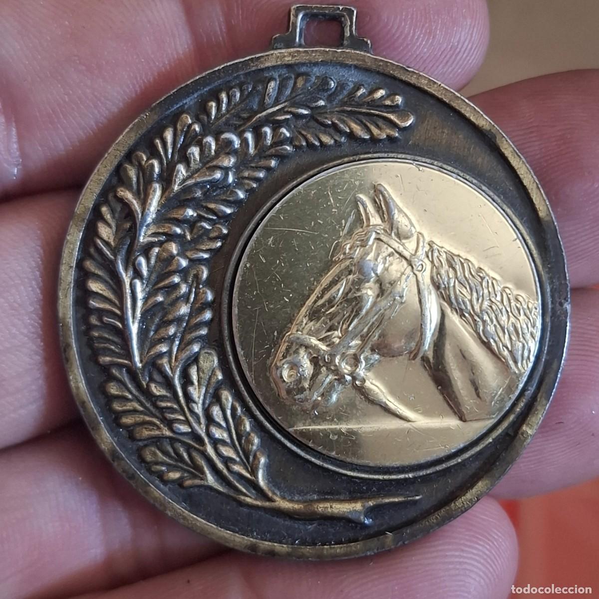 Medallas tem&aacute;ticas: Vieja medalla ecuestre - Foto 1