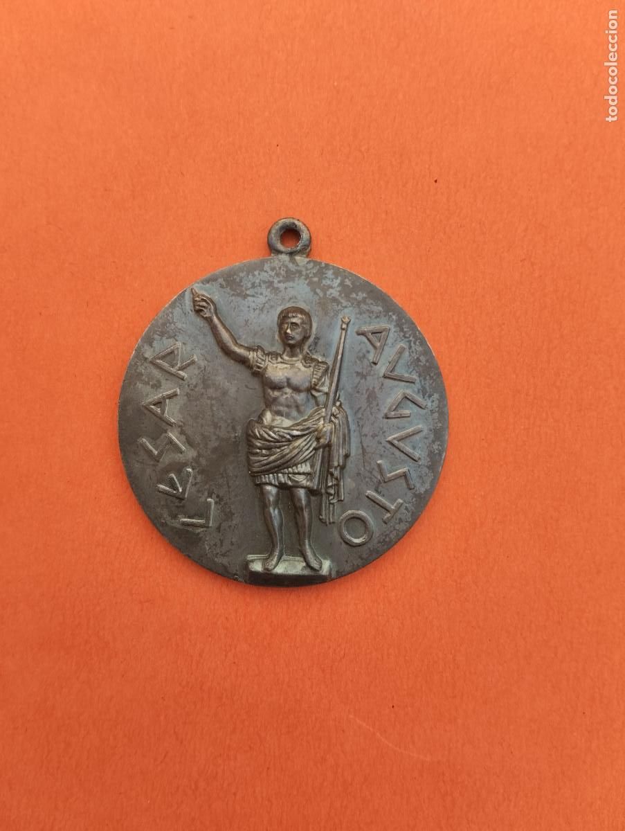 Medallas tem&aacute;ticas: MEDALLA VIII CONGRESO NACIONAL HIGIENE Y SEGURIDAD EN EL TRABAJO. 1977. CESAR AUGUSTO. ZARAGOZA.