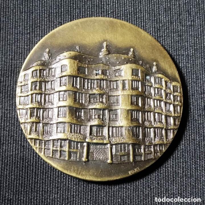 Medallas tem&aacute;ticas: MEDALLA DEL PATRONATO DE TURISMO A SUS VETERANOS. BARCELONA 1990. EN SU PLASTICO PROTECTOR.