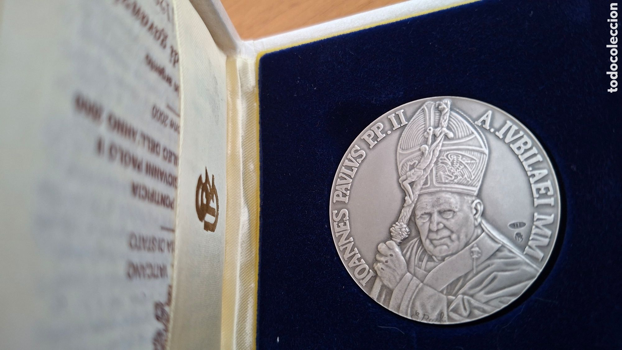 Medallas tem&aacute;ticas: MEDALLA OFICIAL VATICANO JUAN PABLO II &ndash; JUBILEO A&Ntilde;O 2000 &ndash; PLATA 986/1000 &ndash; ESTUCHE Y CERTIFICADO