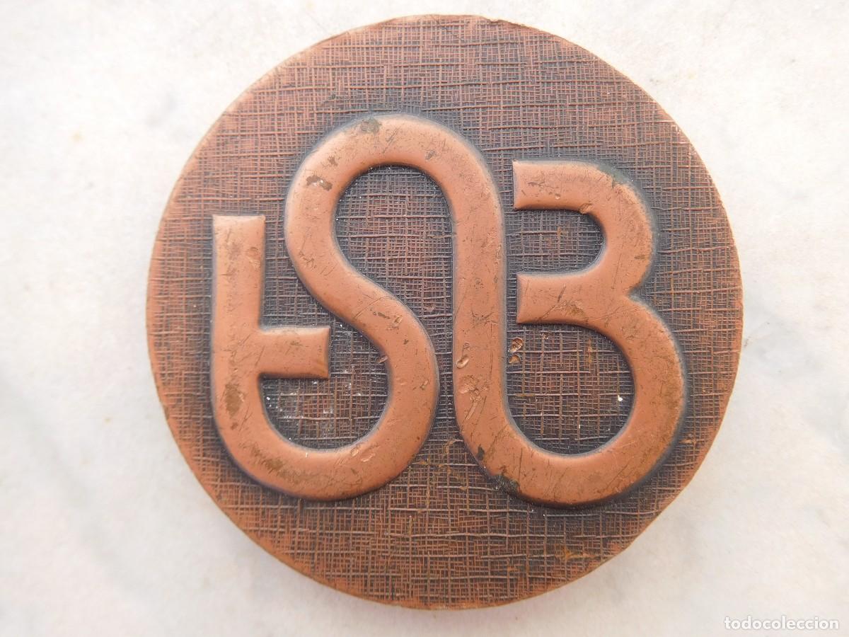 Medallas tem&aacute;ticas: Medalla de Subirachs la seda de Barcelona - Foto 2