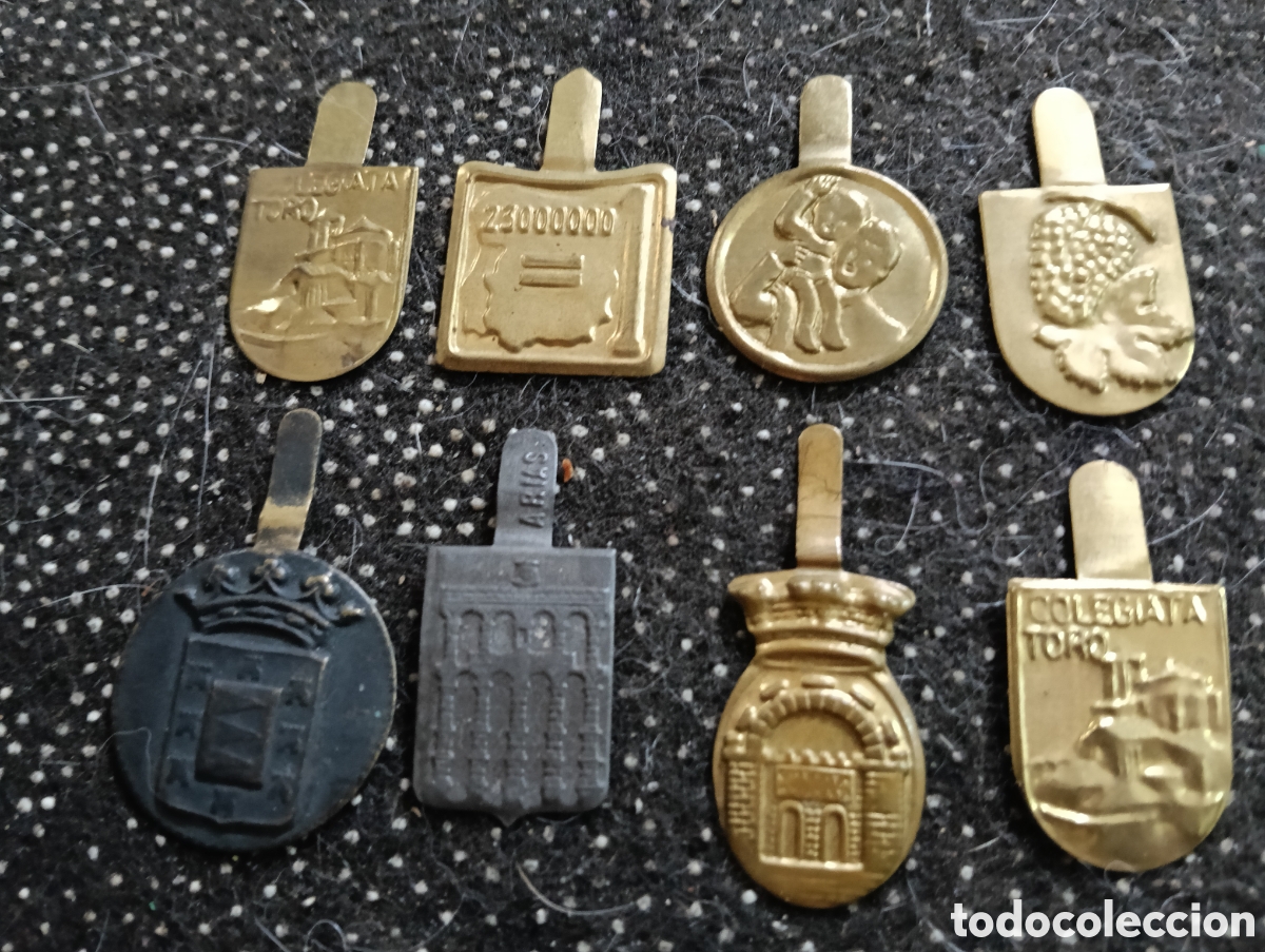 Medallas tem&aacute;ticas: 8 Emblemas completos de la Falange y J.O.N.S., Segovia, paternidad, Escudo de Armas de la provincia