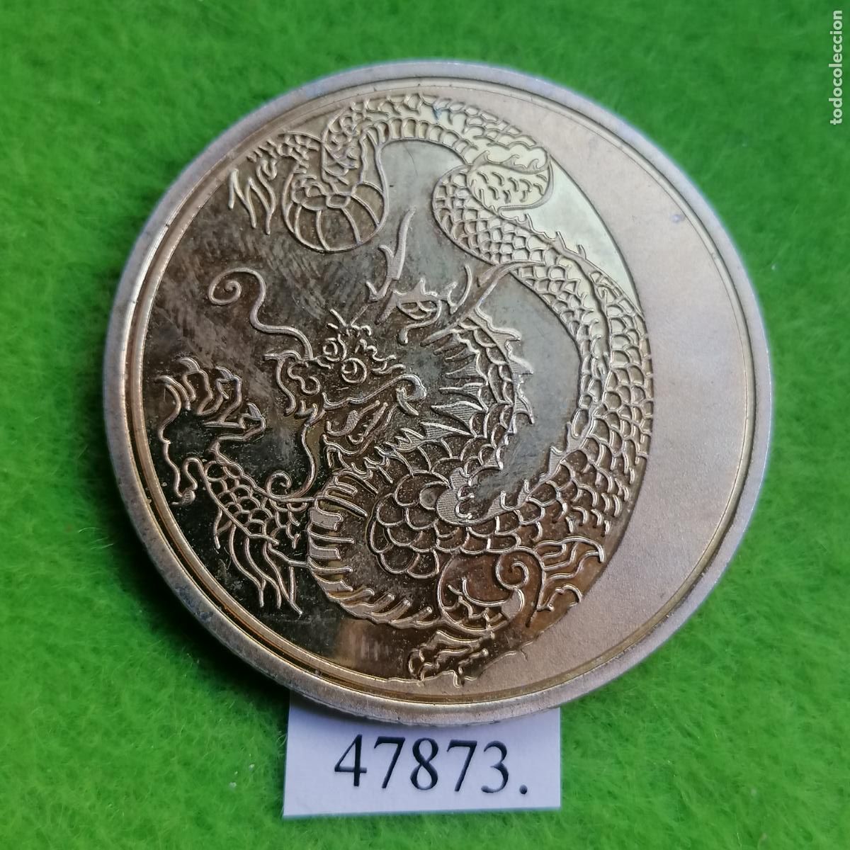 Medallas tem&aacute;ticas: Medalla drag&oacute;n, escudo Federaci&oacute;n Rusa