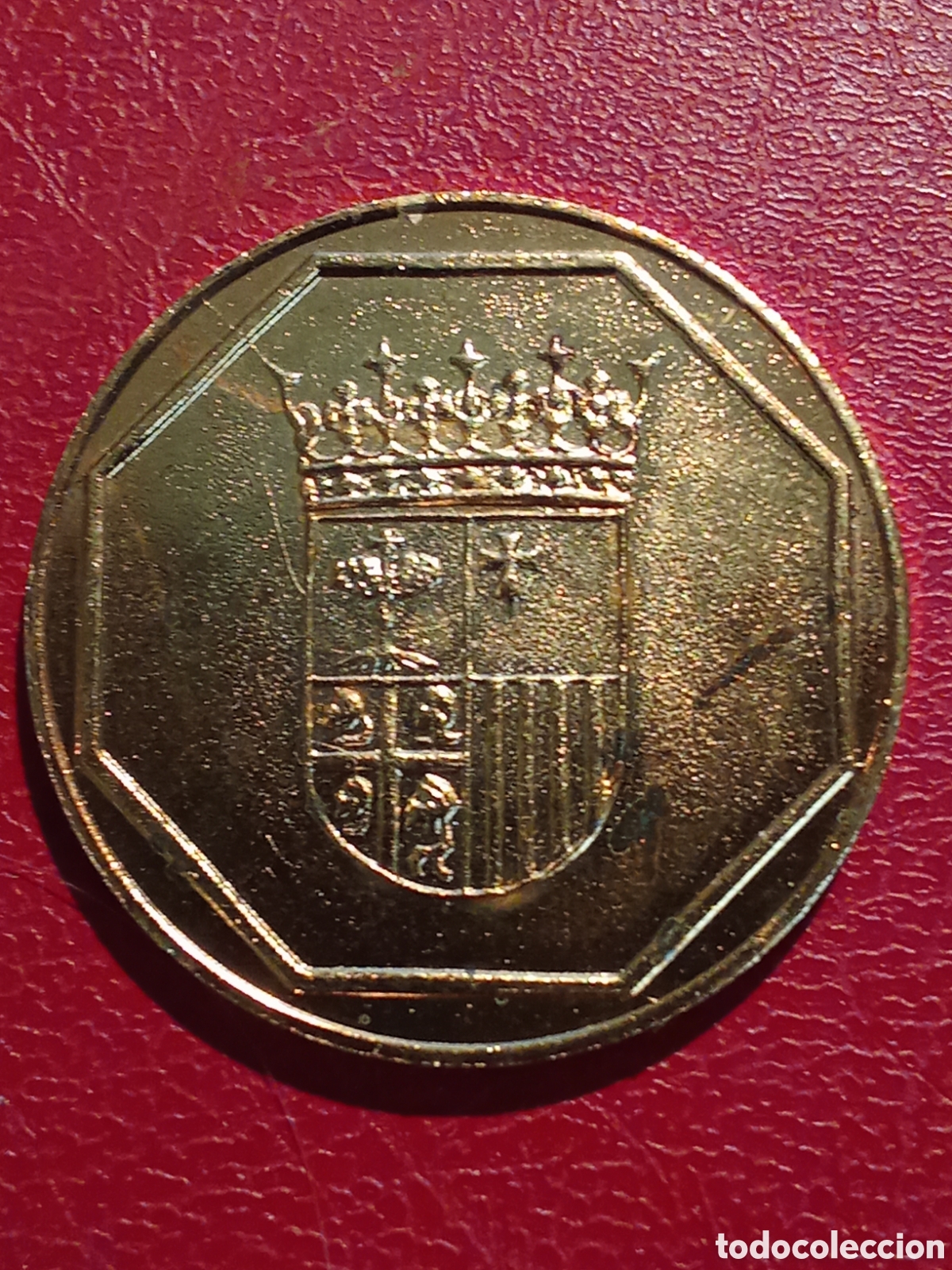 Medallas tem&aacute;ticas: Medalla de ARAGON en metal dorado JMJ