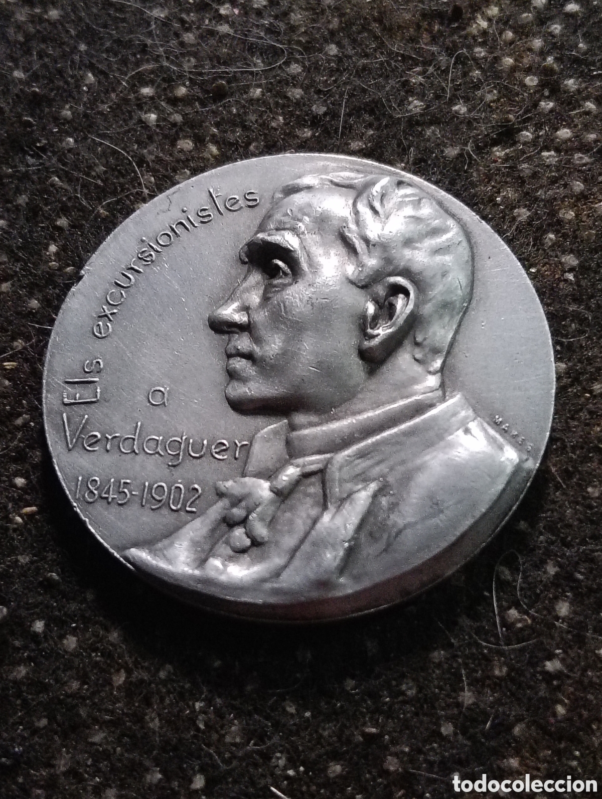 Medallas tem&aacute;ticas: Medalla dels excursionistes a Verdaguer, 1952. Vil.la Joana. Barcelona. Aluminio mide 4 cm de di&aacute;met