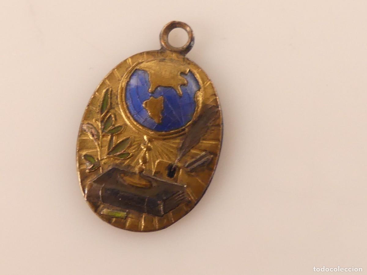 Thematic medals: INTERESANTE MEDALLA DE METAL