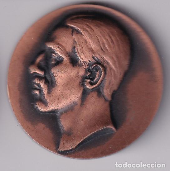 Medalhas tem&aacute;ticas: MEDALLA DE ALFONSO XIII DE CFN - CIRCULO FILATELICO BARCELONA A&Ntilde;O 1976 (DIAMETRO 4,2cm)