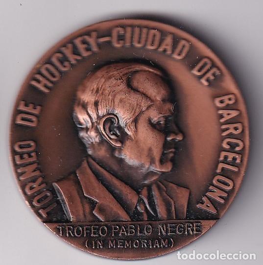 Medallas tem&aacute;ticas: MEDALLA TORNEO DE HOCKEY - CIUDAD DE BARCELONA DEL A&Ntilde;O 1973 - TROFEO PABLO NEGRE (DIAMETRO 4,2cm)