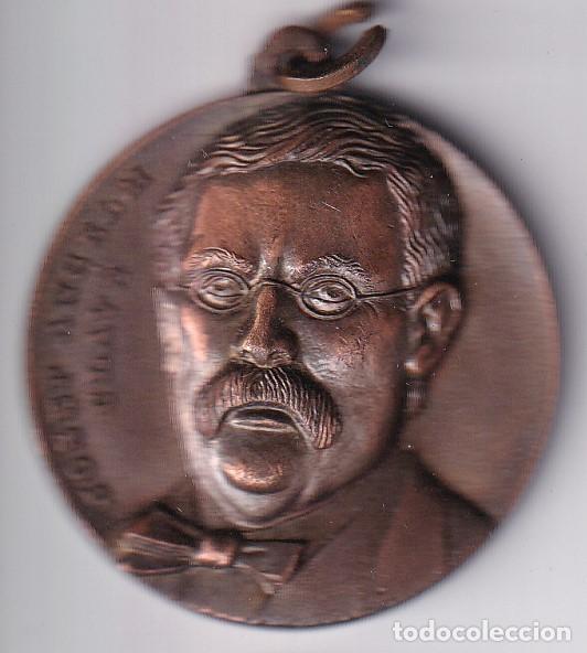 Medallas tem&aacute;ticas: MEDALLA DE JOSEP ANSELM CLAVE DEL A&Ntilde;O 1968 (DIAMETRO 4cm)