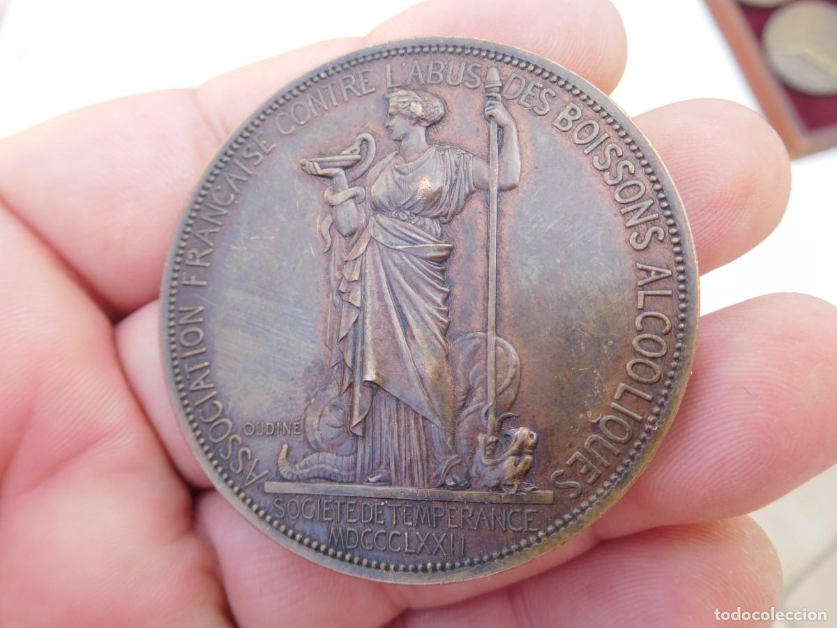 Medallas tem&aacute;ticas: Medalla antigua de bronce. Sociedad francesa contra el abuso de alcohol 1872