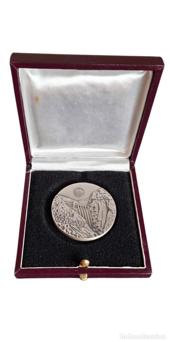 Medallas tem&aacute;ticas: (MEDN-260701)MEDALLA DE PLATA XXV ANIVERSARIO ENHER. HIDROELECTRICA DEL RIBAGORZANA 1941 - 1971