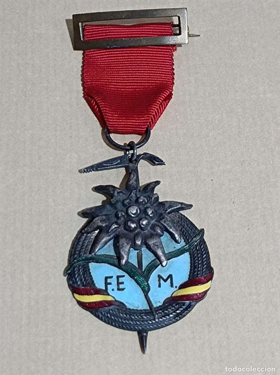 Medallas tem&aacute;ticas: MEDALLA FEM FEDERACI&Oacute;N ESPA&Ntilde;OLA DE MONTA&Ntilde;ISMO F.E.M.