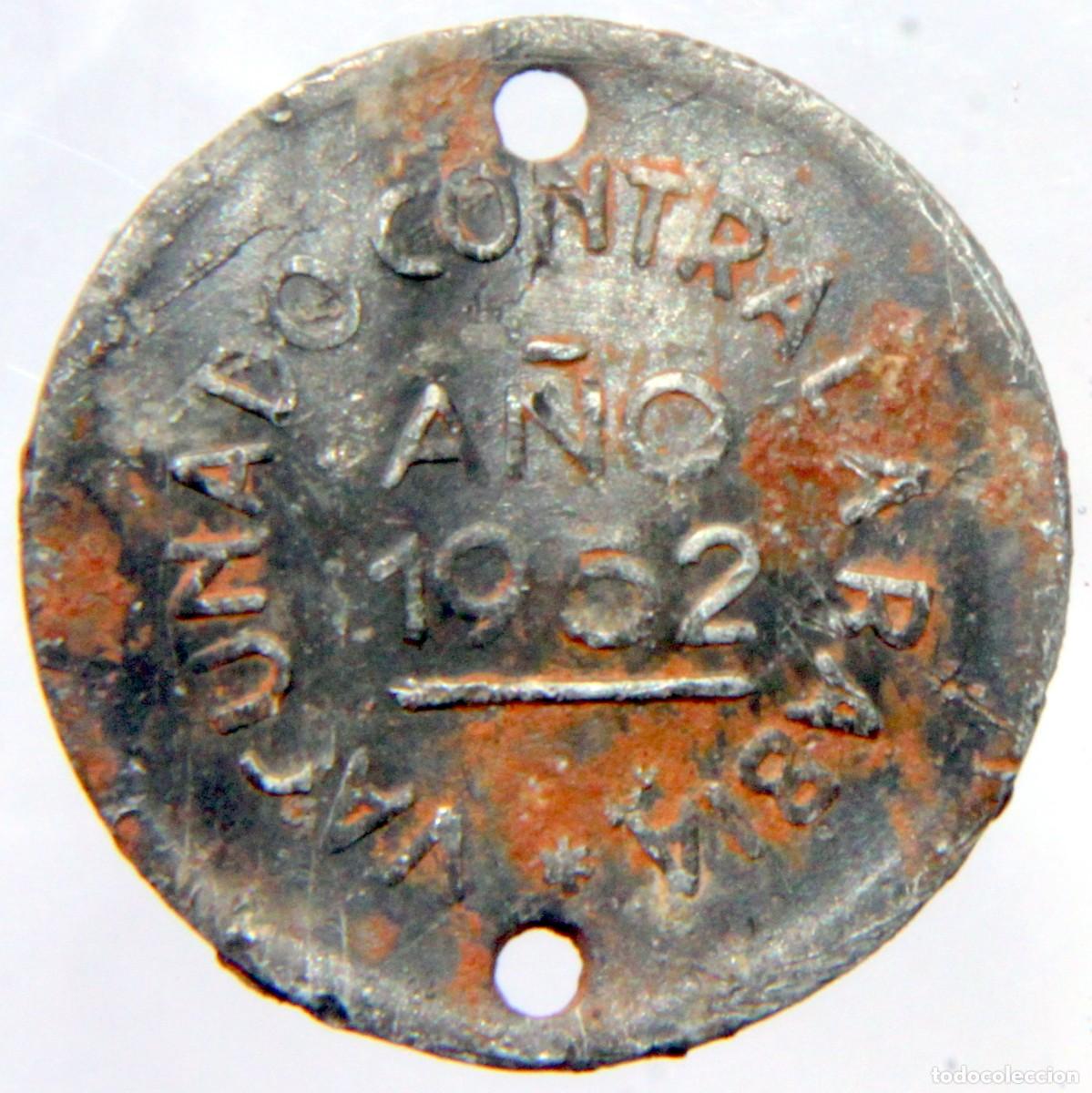 Medallas tem&aacute;ticas: Av078 LABORATORIOS MADE-MADRID: CHAPA VACUNA CONTRA LA RABIA 1952