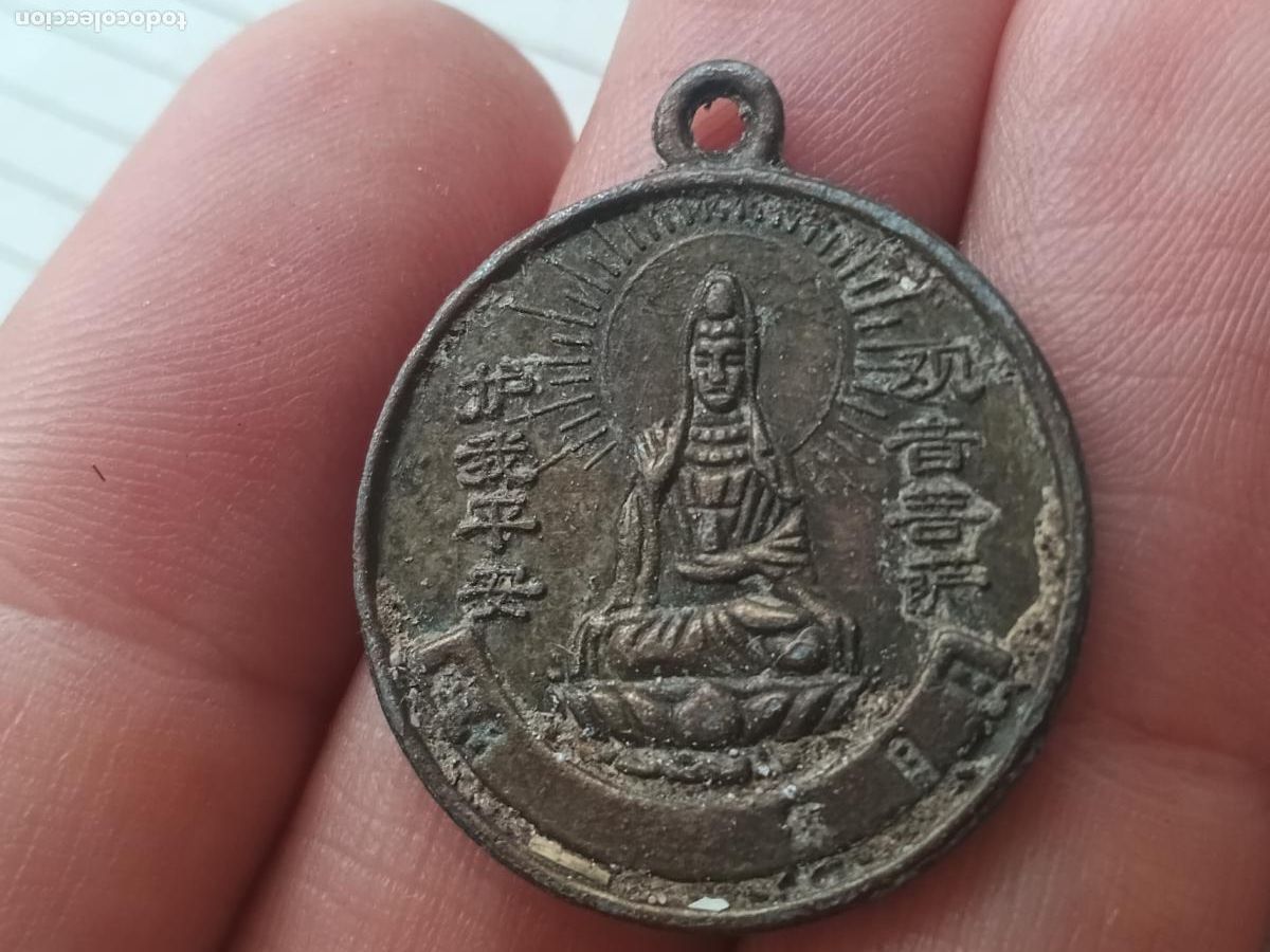 Medallas tem&aacute;ticas: BUDA. Medalla colgante budista. Drag&oacute;n