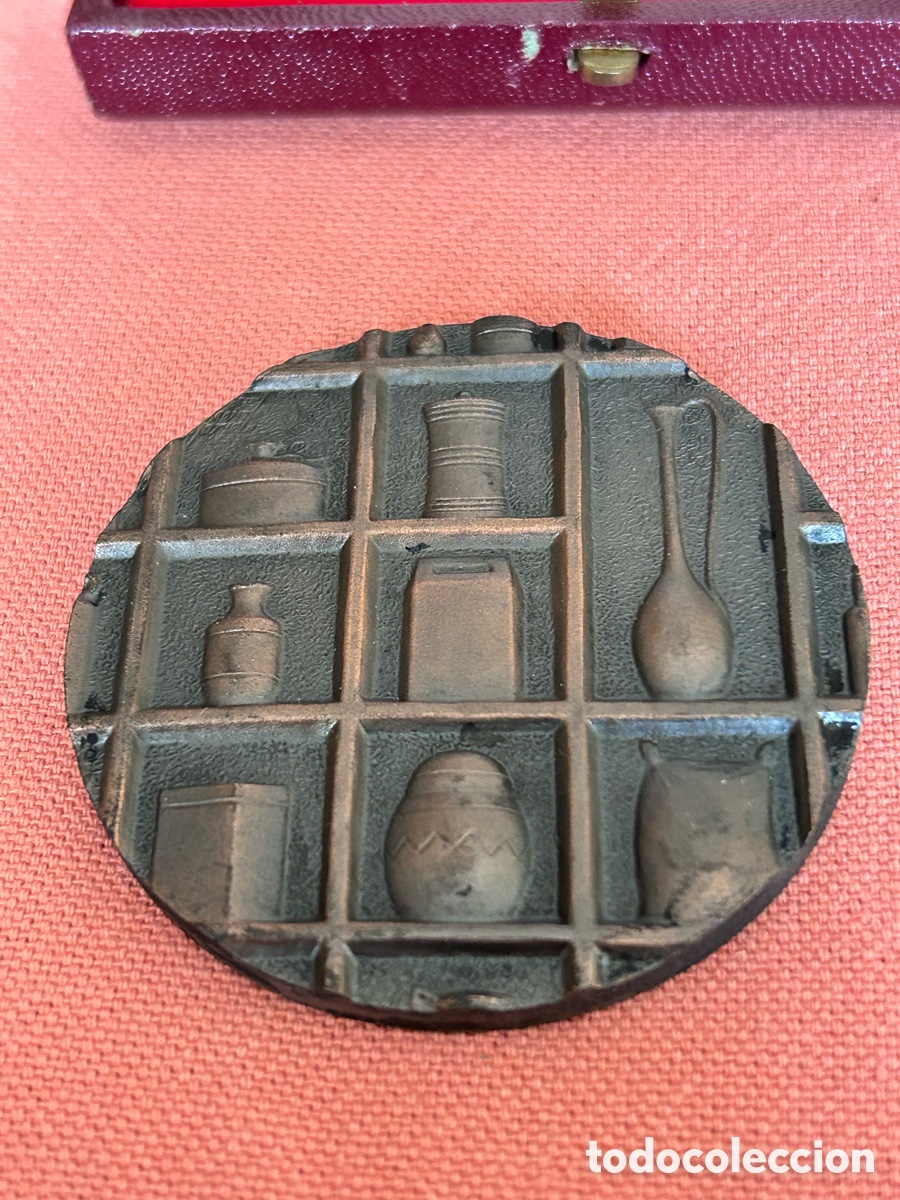 Medallas tem&aacute;ticas: Medalla de Bronce Graphispack 70 - Foto 2