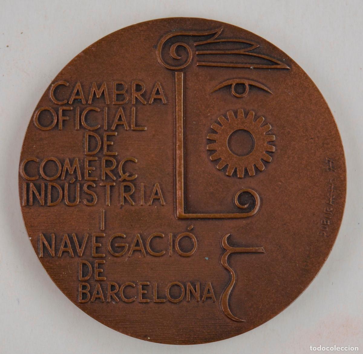 Medallas tem&aacute;ticas: Medalla Cambra de oficial de comer&ccedil;, ind&uacute;stria i navegaci&oacute; de Barcelona, Josep Maria Subirachs.