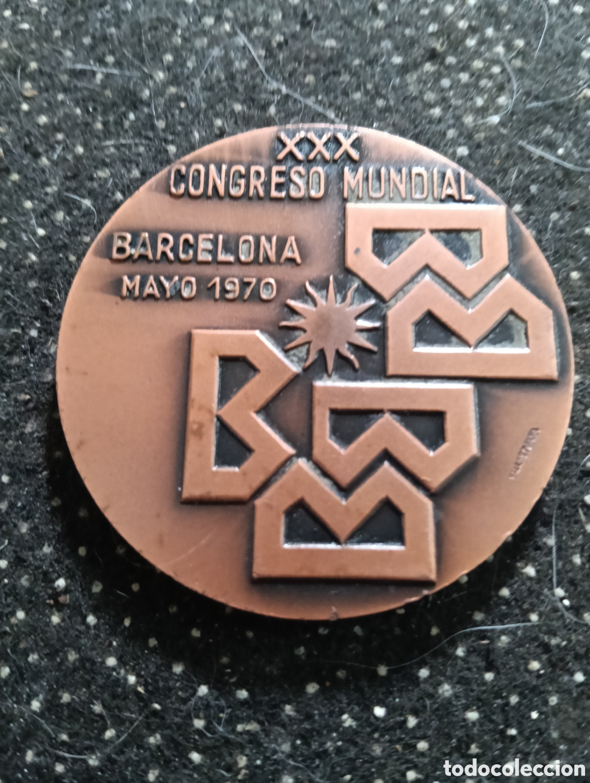 Medallas tem&aacute;ticas: XXX Congreso Mundial de la Vivienda y Urbanismo Barcelona Mayo de 1970 mide 5 cm de di&aacute;metro