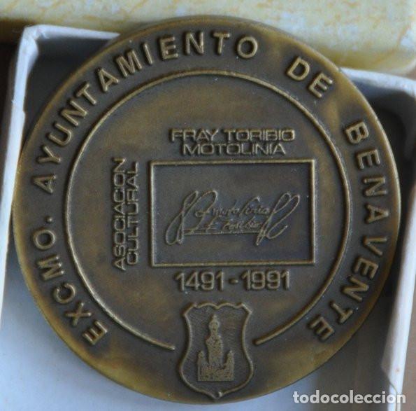 Medallas tem&aacute;ticas: MEDALLA AYUNTAMIENTO DE BENAVENTE (ZAMORA) - SELLO CONMEMORATIVO DE FRAY TORIBIO DE BENAVENTE 1991