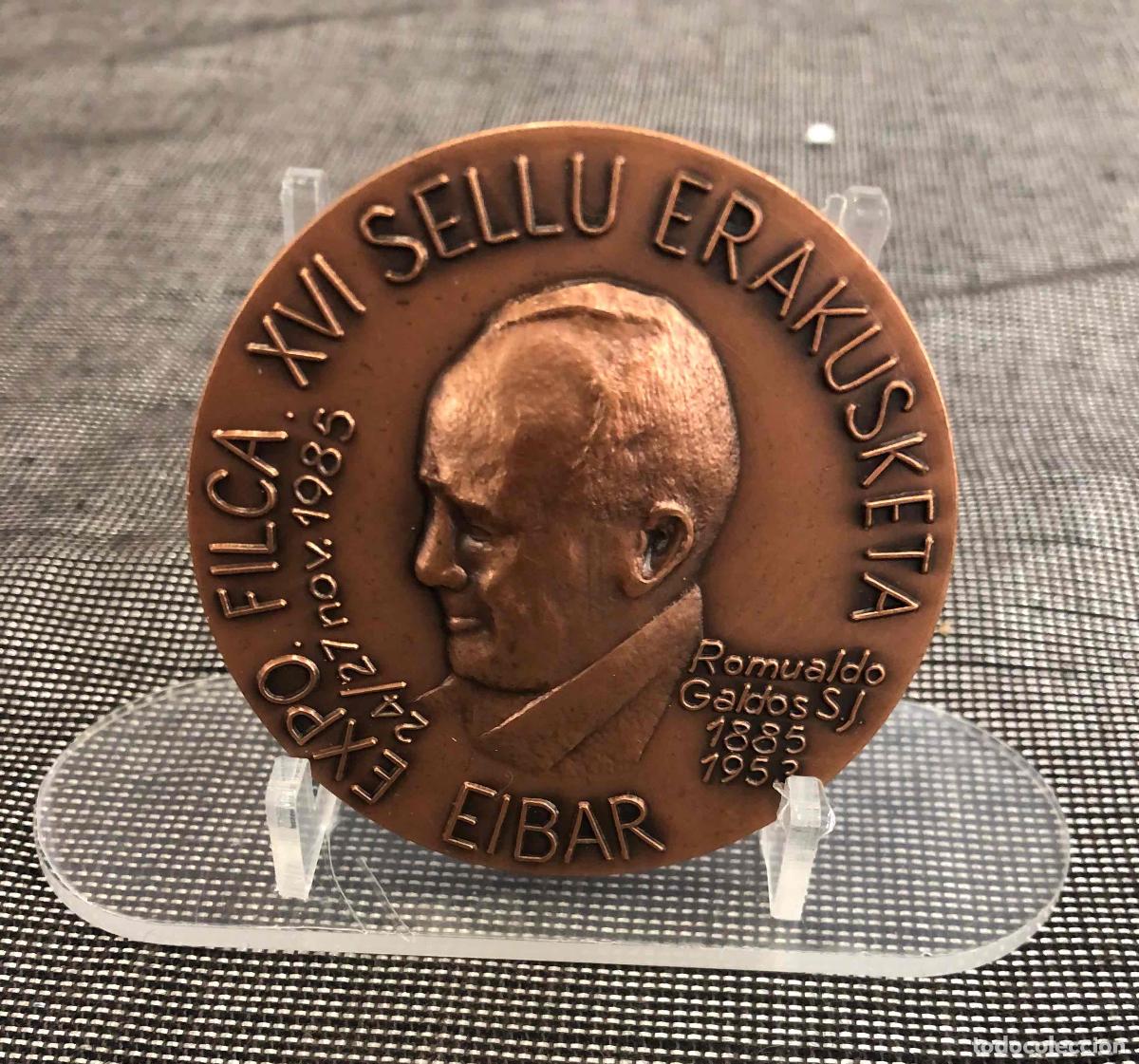 Medallas tem&aacute;ticas: MONEDA MEDALLA XVI EXPOSICION FILATELICA ARRATE EIBAR. ROMUALDO GALDOS 1885-1953