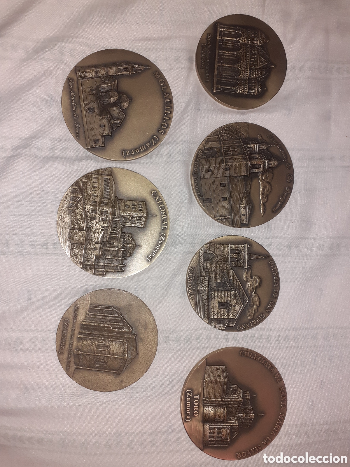 Medaglie tematiche: LOTE 7 MEDALLAS DE LOTERIA DEL HUMOR. ZAMORA. 8 CM.
