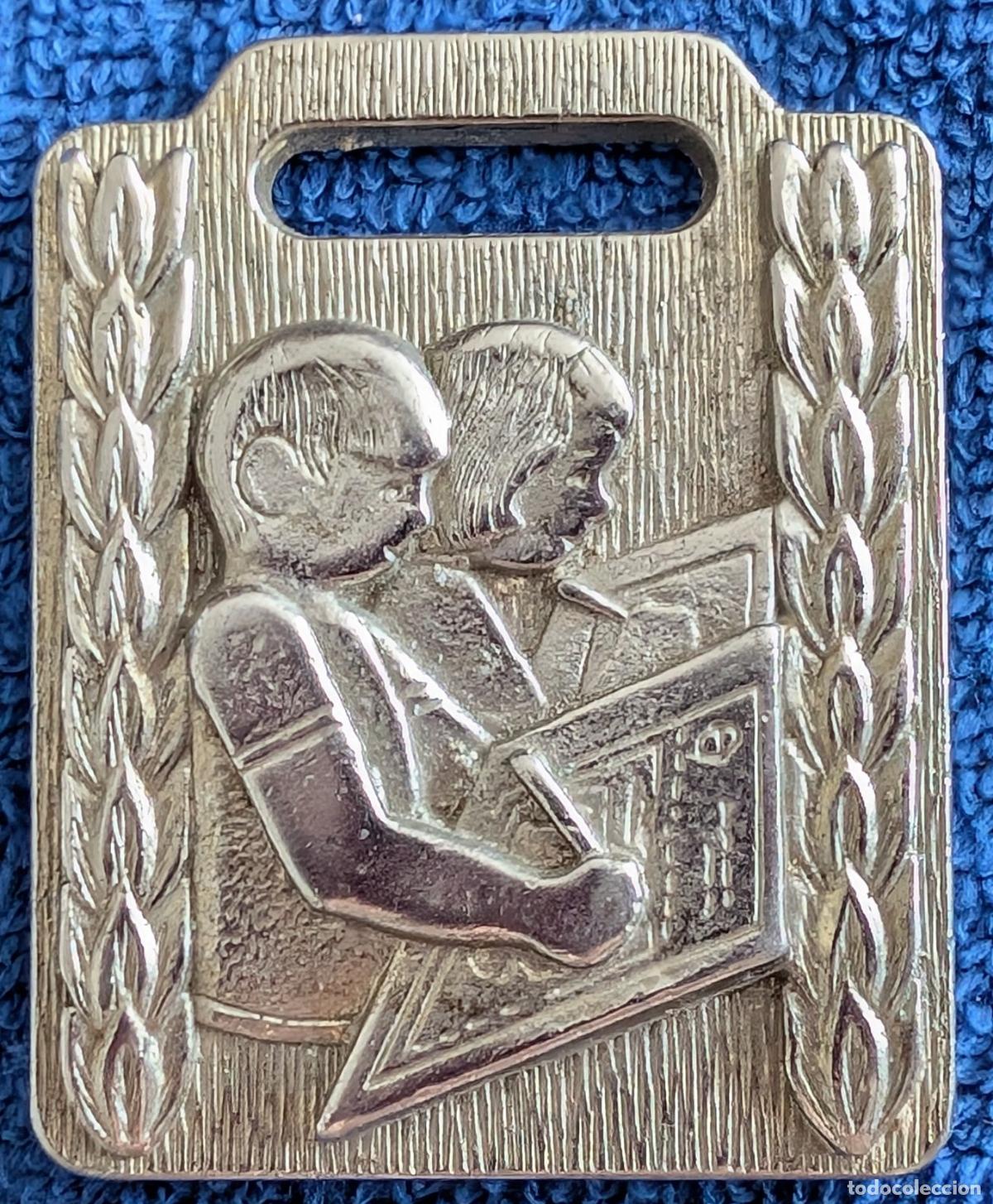Medallas tem&aacute;ticas: Antigua Medalla escolar - Certamen escolar Clasificaci&oacute;n de Honor
