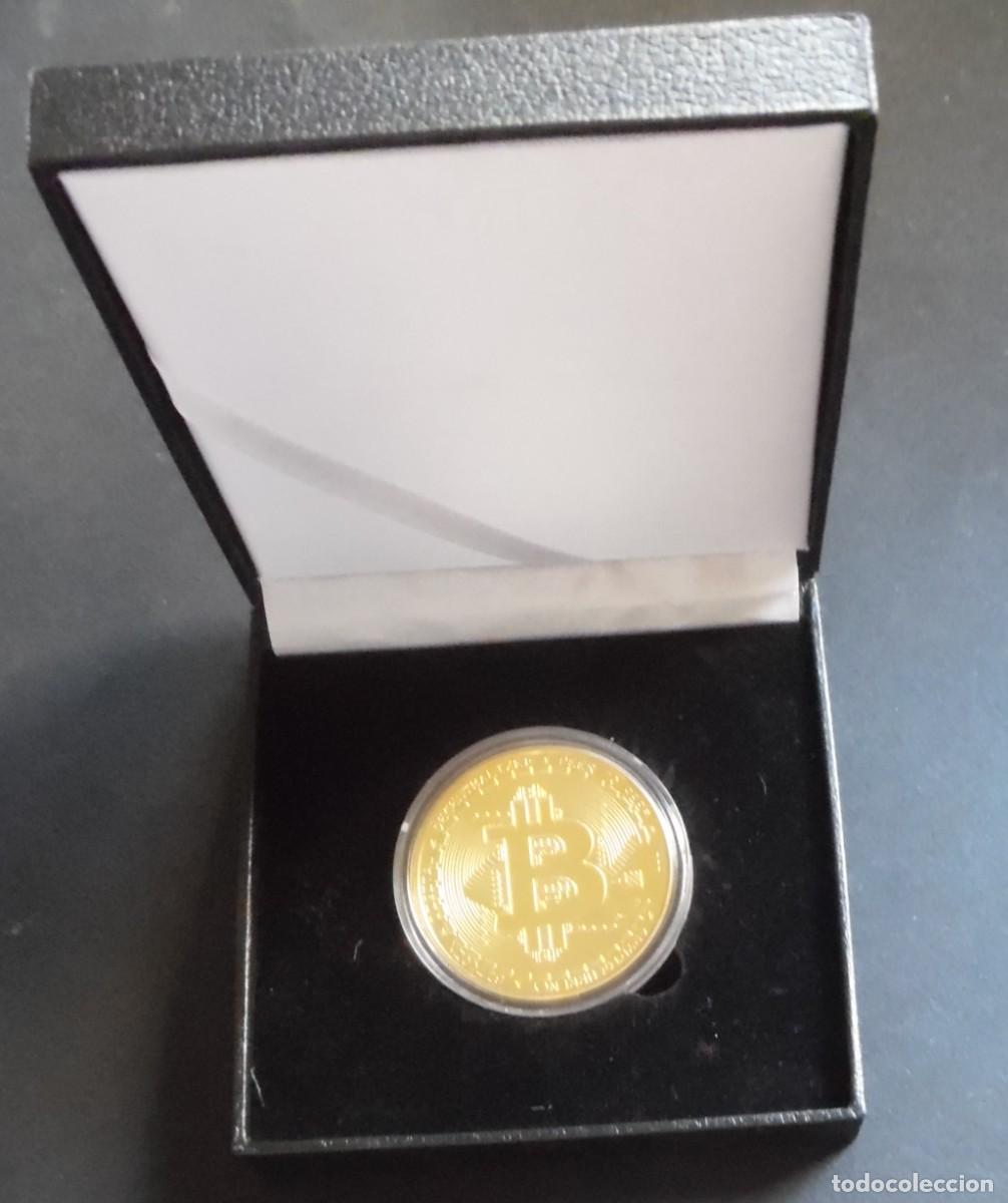 Medallas tem&aacute;ticas: R&eacute;plica f&iacute;sica conmemorativa de Bitcoin, dorada, en c&aacute;psula numism&aacute;tica.Token. Intacta