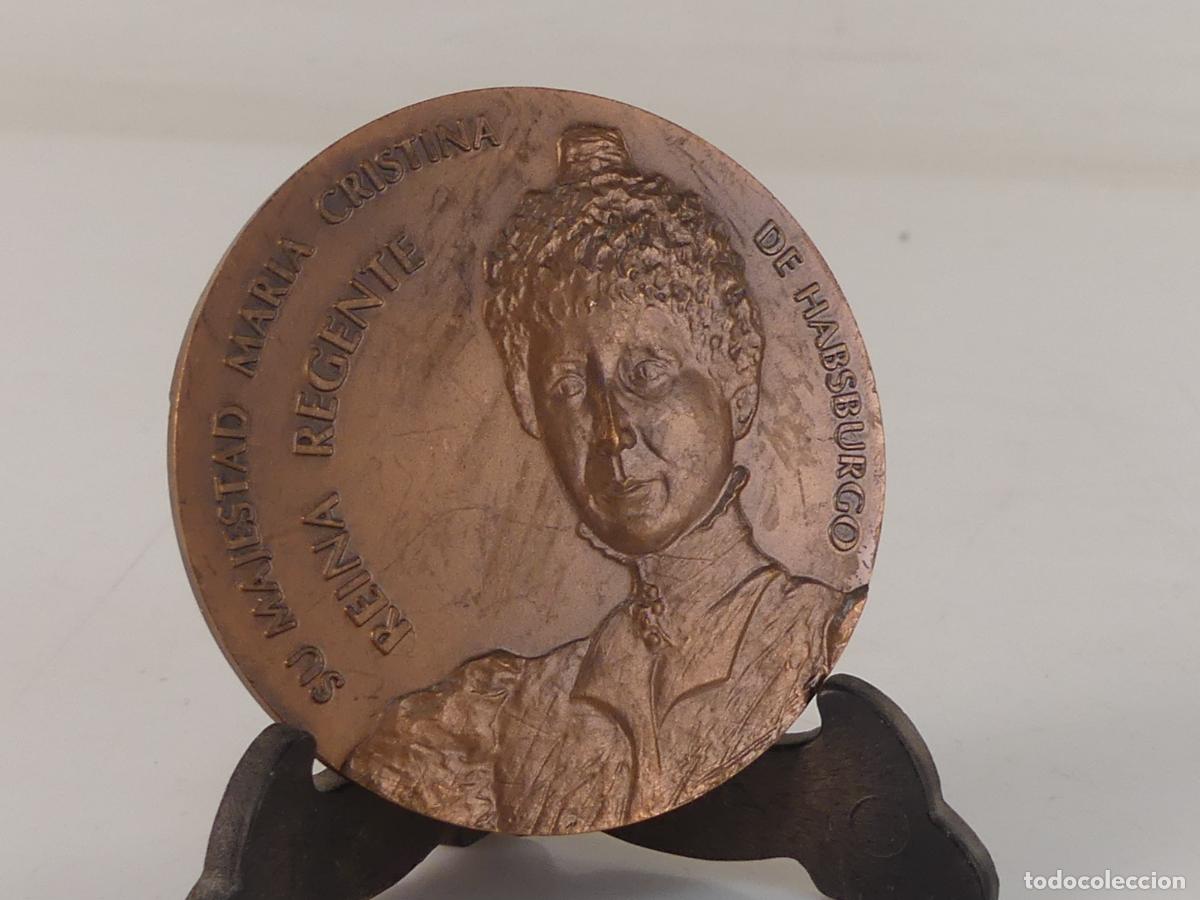 M&eacute;dailles th&eacute;matiques: MEDALLA - SU MAJESTAD MARIA CRISTINA REINA REGENTE