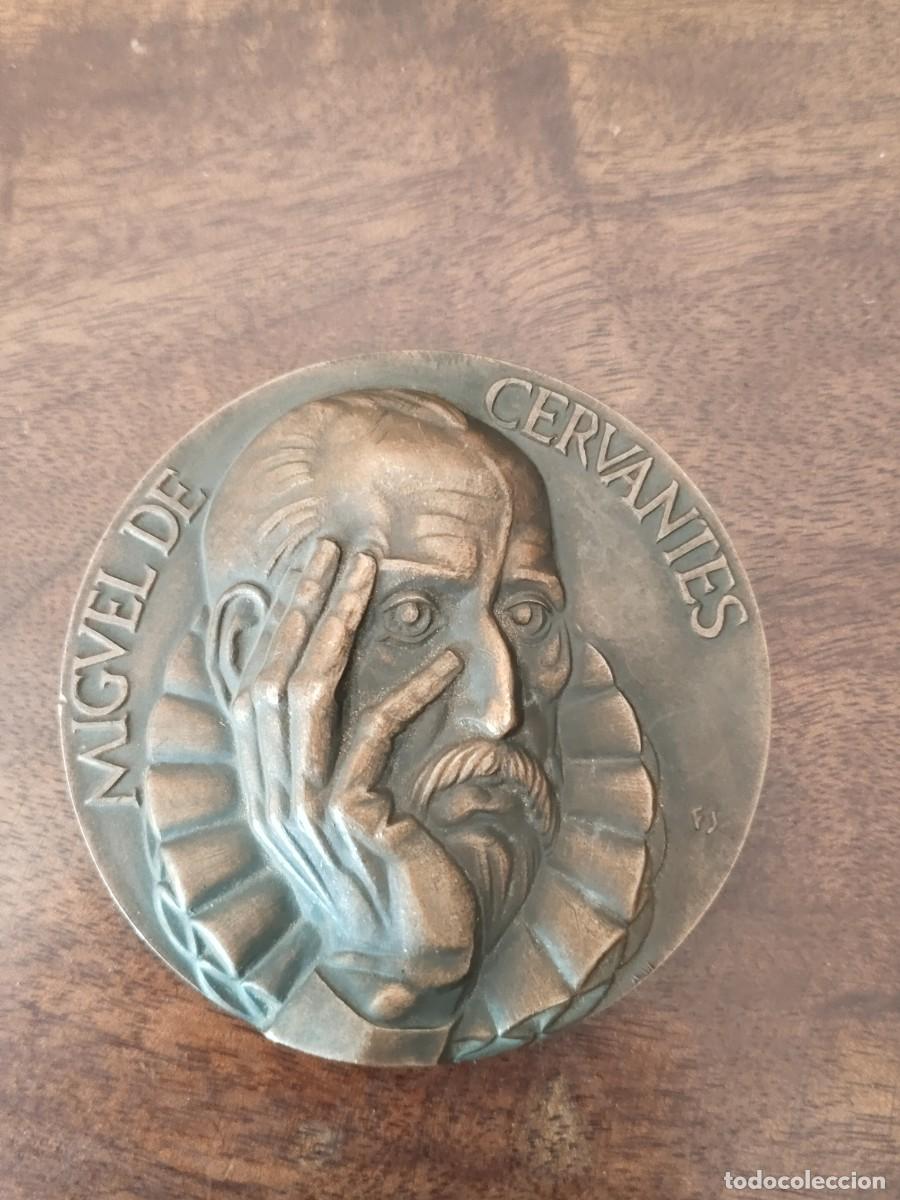 Thematische Medaillen: Medalla Inauguraci&oacute;n de la Sede del Instituto Nacional del Libro Espa&ntilde;ol. 1978. Cervantes.
