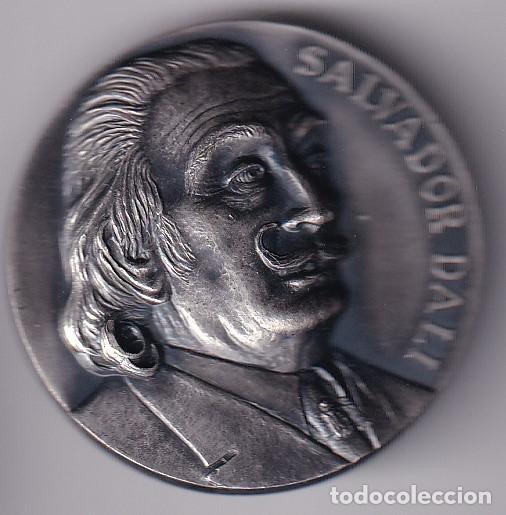 Thematische Medaillen: MEDALLA DE SALVADOR DALI DEL A&Ntilde;O 1975 - FIRMA - 4CM DIAMETRO