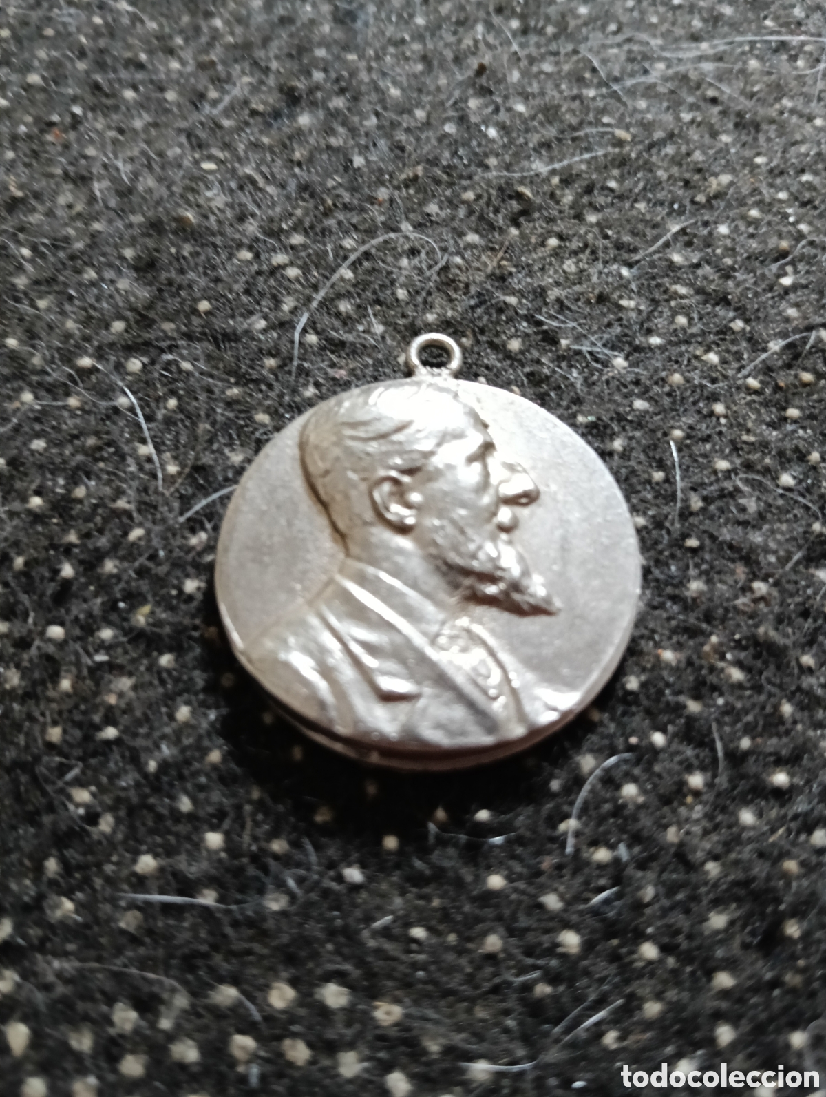 Medallas tem&aacute;ticas: Medalla colgante de la Primera Guerra Mundial: &laquo;Al defensor de los derechos del pueblo, al republica