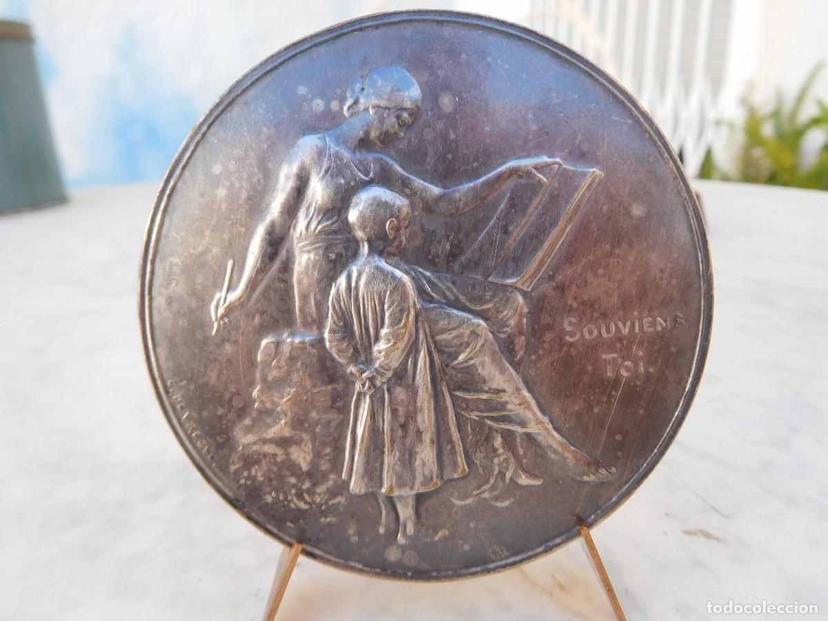Medallas tem&aacute;ticas: Medalla de bronce plateado. Comit&eacute; provincial de seguros de alimentaci&oacute;n 1914 1919. G. Devreese
