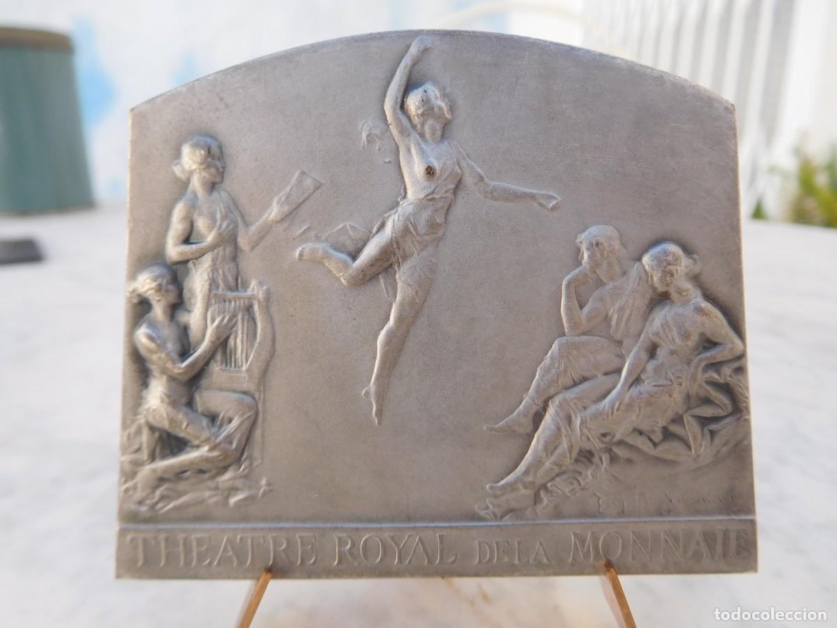 Medallas tem&aacute;ticas: Medalla de bronce plateado. Theatre royal de la monnaie. Eug&egrave;ne Jean de Bremaecker