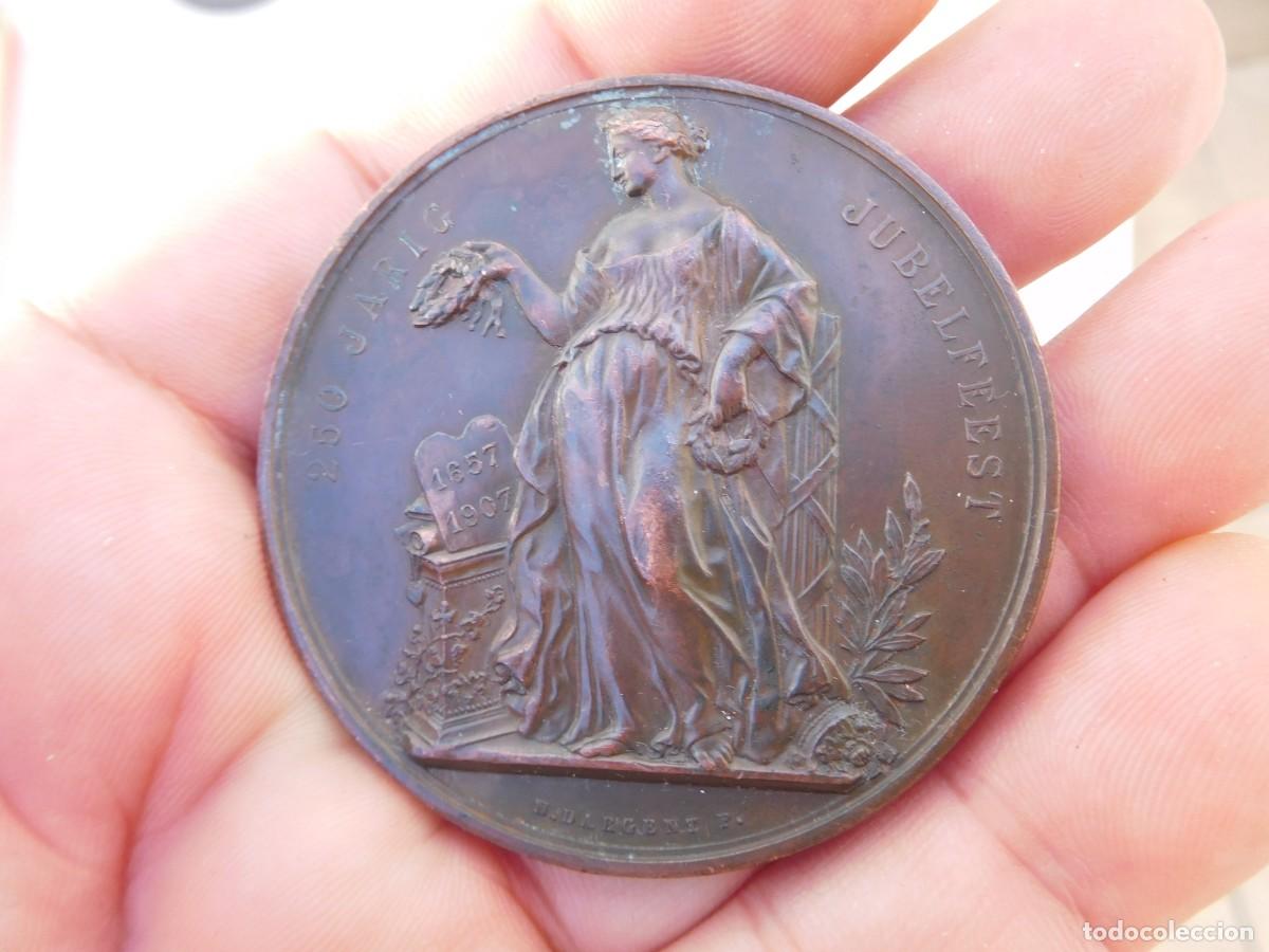 Medallas tem&aacute;ticas: Medalla de bronce. 250 Jarig jubelfeest 1657 1907 N. Dargent