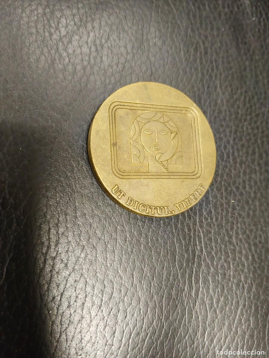 Medallas tem&aacute;ticas: MEDALLA DE MANO EN BRONCE - COMPA&Ntilde;IA TELEFONICA NACIONAL DE ESPA&Ntilde;A CTNE 1973