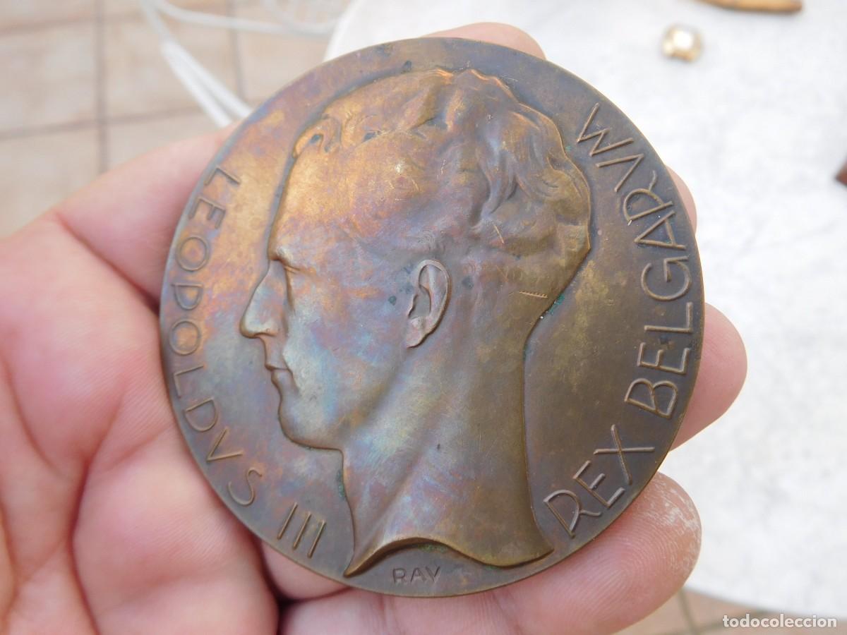 Medallas tem&aacute;ticas: Medalla de bronce antigua Leopoldo III Rey de B&eacute;lgica