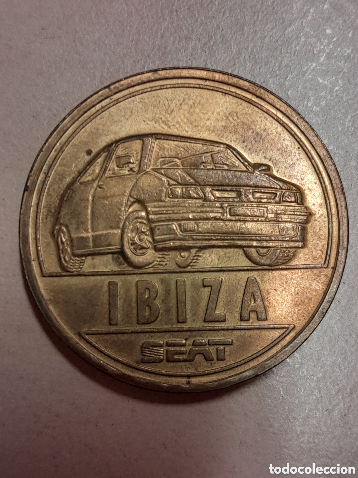 Medallas tem&aacute;ticas: Medalla Seat ibiza motor 16